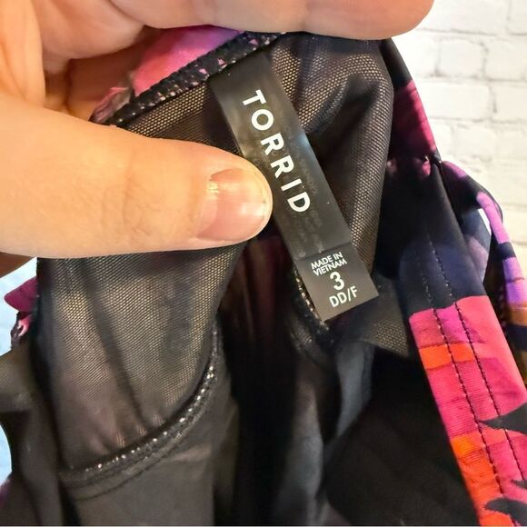 Torrid Purple and Pink One Piece Swim size 3 - Picture 8 of 9